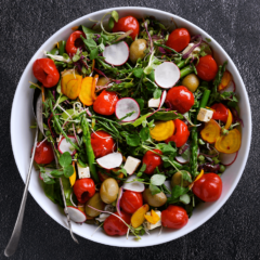 Ultimate Green Salad with Piquanté Peppers