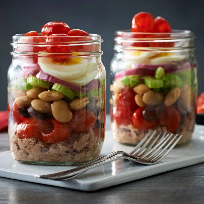 tuna and peppadew jar salad2